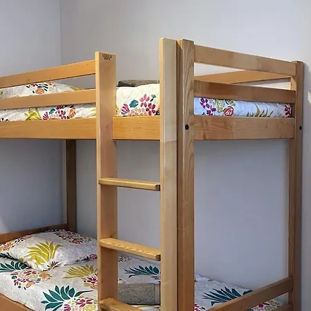 Apartment Calme, Climatise 3min A Pied De La