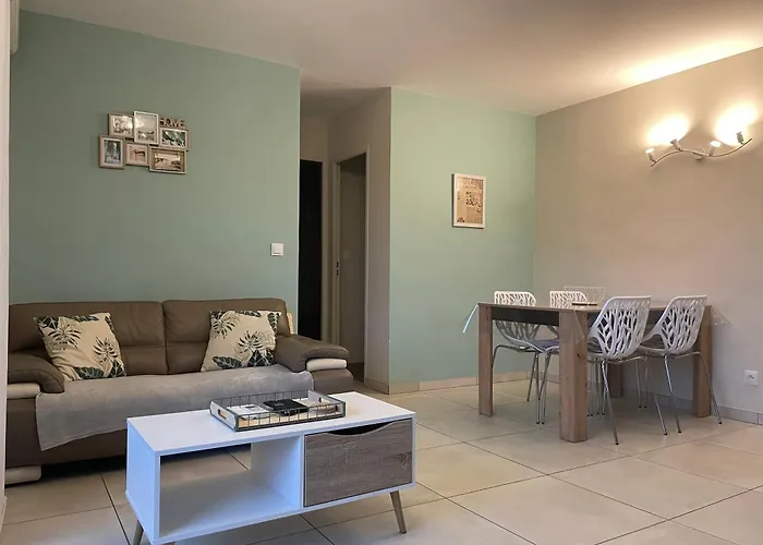 Calme, Climatisé 3min à Pied De La Apartamento