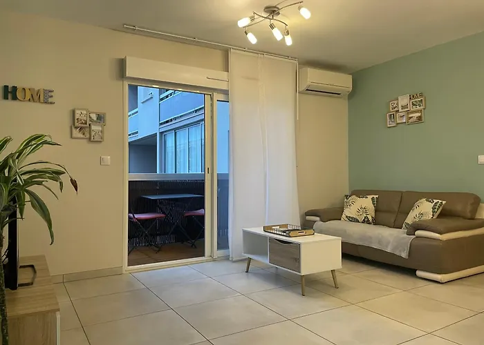 Apartamento Calme, Climatisé 3min à Pied De La
